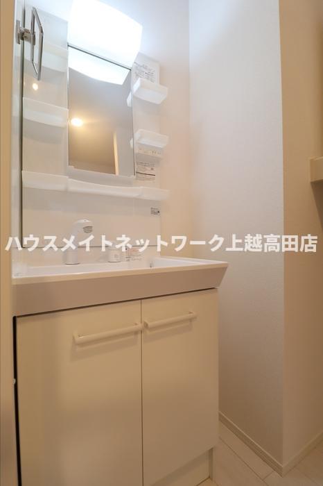 洗面設備　洗髪洗面化粧台