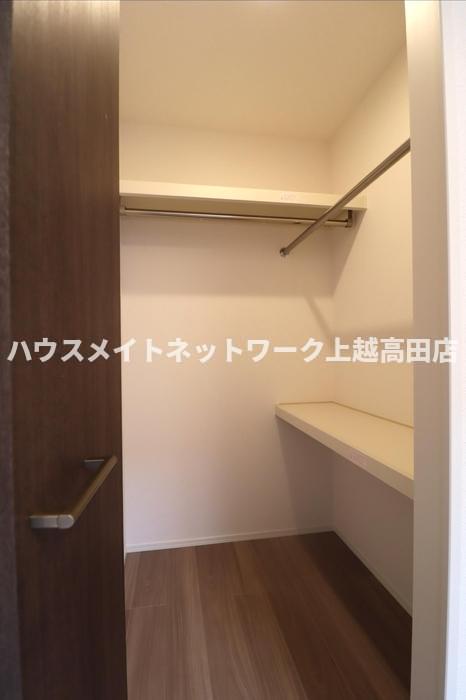 収納　ウォークインクローゼット