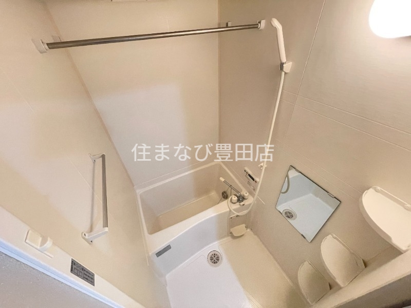 バス・シャワールーム　同型別部屋写真