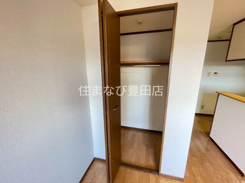 収納　同型別部屋写真