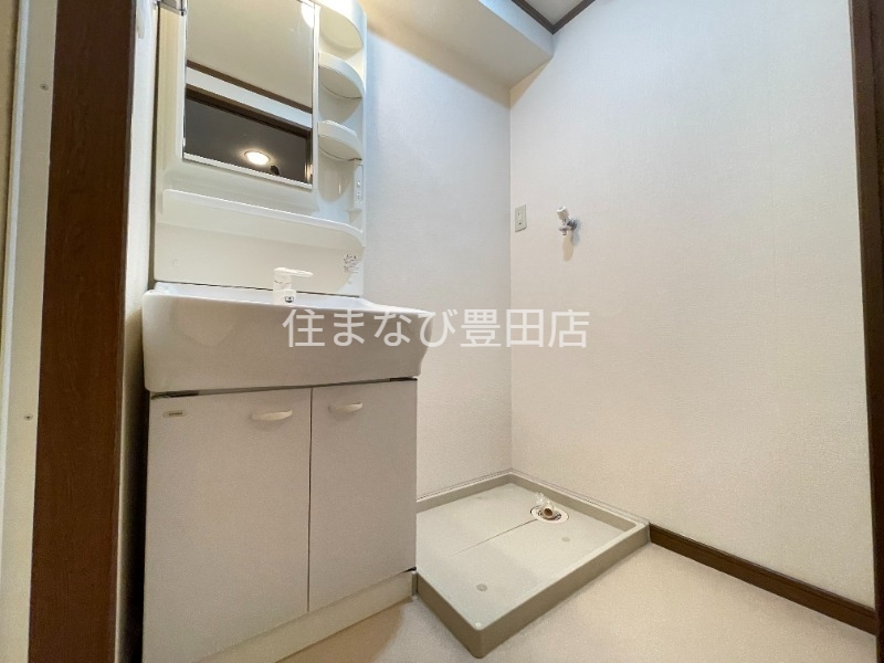 洗面設備　同型別部屋写真