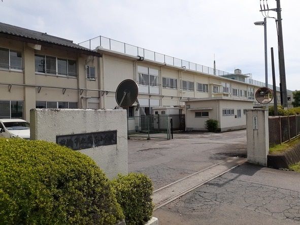 小学校　前橋市立荒子小学校（小学校）まで1600m