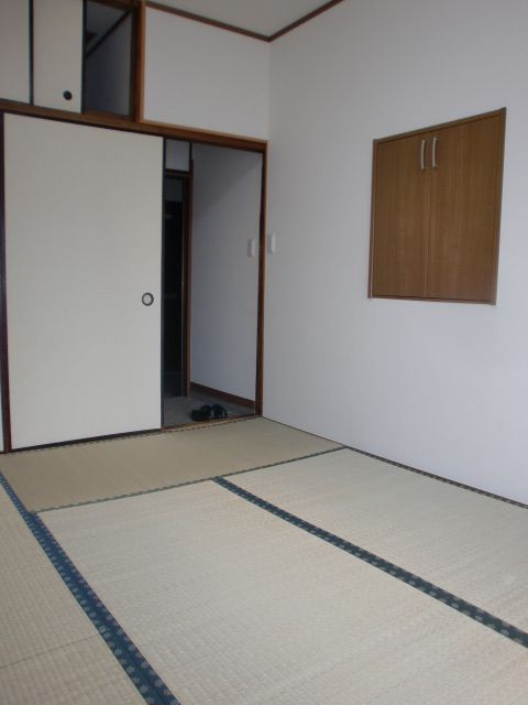 居室・リビング　広々しています！