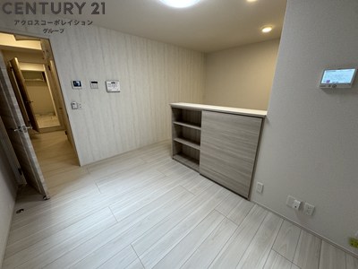 居室・リビング　洋室と合わせて使用可能な広々リビング