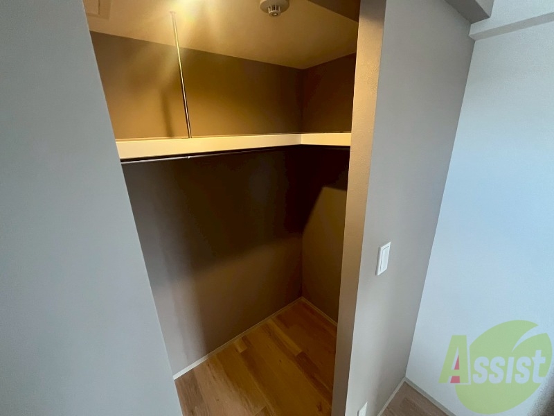 収納　洋室にはクローゼットがあるのですっきり片付きそうです。