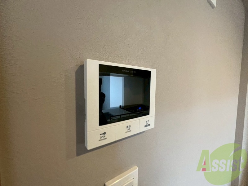 セキュリティ　モニタ付インターホンでセキュリティ面も安心です。