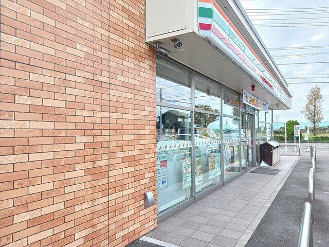 コンビニ　セブンイレブン　稲沢梅須賀店（コンビニ）まで547m