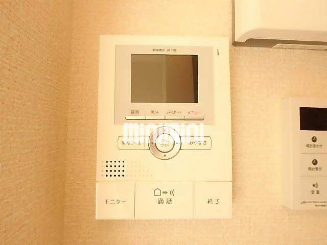 セキュリティ　ＴＶモニターホン付きで急な来客時も安心です。