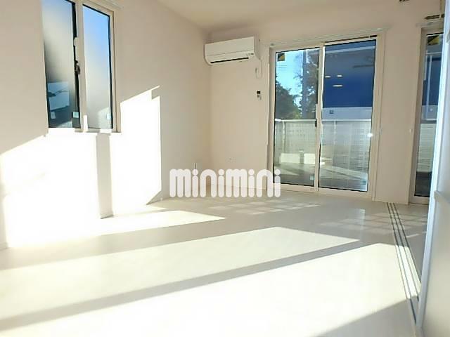 居室・リビング　日当りも良く、部屋の雰囲気も明るいです。