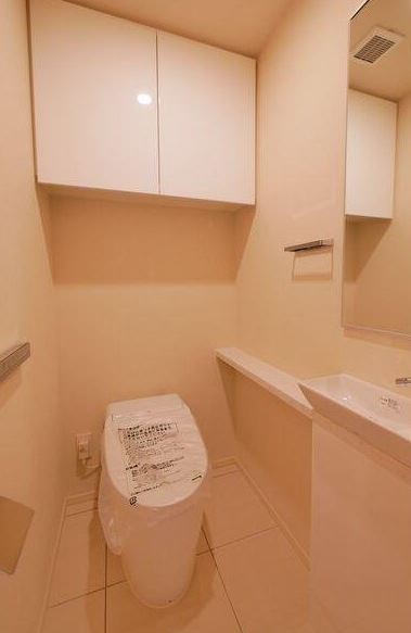 トイレ　別部屋参考画像