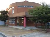幼稚園・保育園　アイビースクール（幼稚園・保育園）まで397m