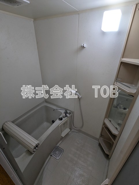 バス・シャワールーム　※クリーニング完了前※※別号室参考写真※