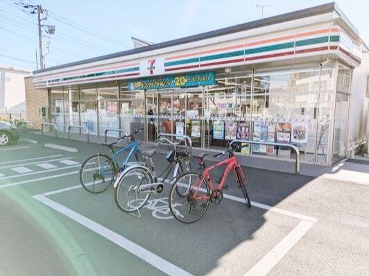 コンビニ　セブンイレブン一ノ割駅前店（コンビニ）まで410m