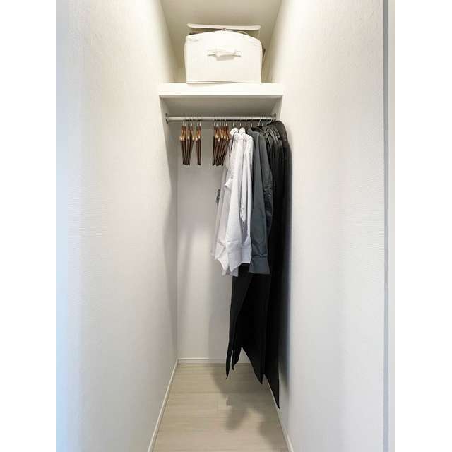 収納　【家具／調度品に関しては配置例を示したものであり、実際の賃貸