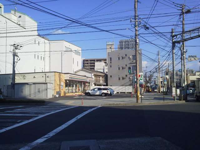 コンビニ　セブンイレブン鹿児島武１丁目店（コンビニ）まで266m