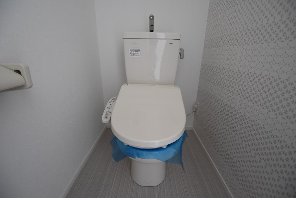 トイレ　シャワー付トイレ