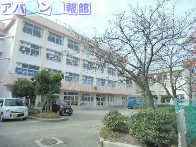小学校　新潟市立桜が丘小学校（小学校）まで769m