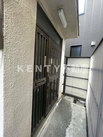 エントランス　清潔なエントランスです