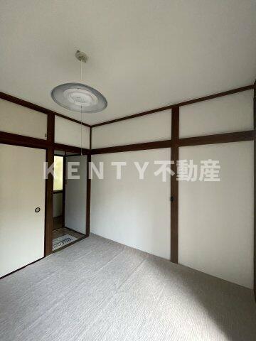 居室・リビング　居間です