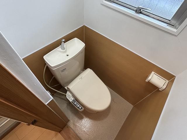 トイレ　参考写真