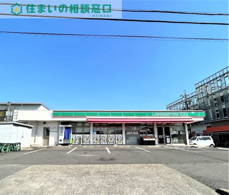 コンビニ　ローソンストア100岡崎牧御堂店（コンビニ）まで702m