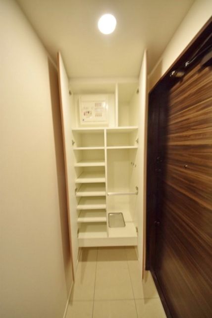 収納　★シューズボックス★