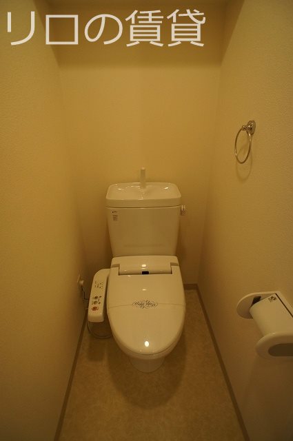 トイレ　別号室