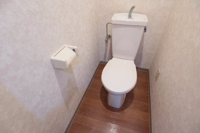 トイレ　トイレ