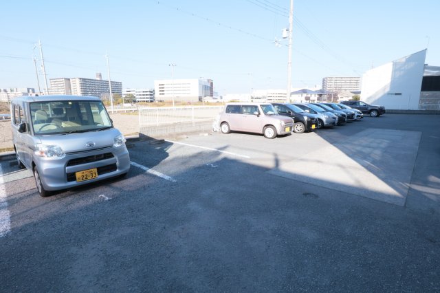 駐車場　ガレージ