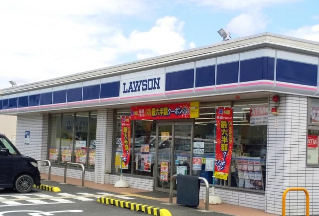コンビニ　ローソン　甲南竜法師店（コンビニ）まで700m