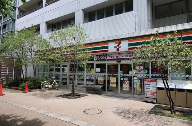 コンビニ　セブンイレブン芝浦ベイワード店（コンビニ）まで4m