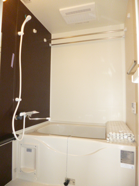 バス・シャワールーム　★追い焚き機能＆浴室乾燥機完備のバスルーム★