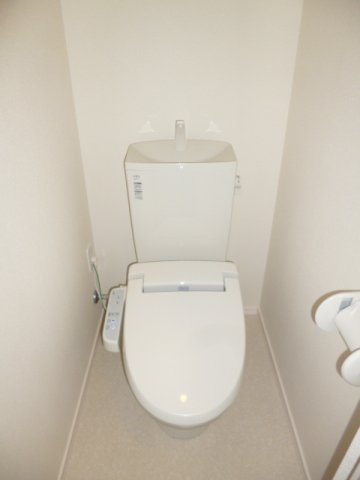 トイレ　★温水洗浄便座★