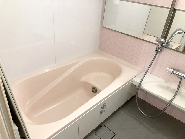 バス・シャワールーム　一坪風呂