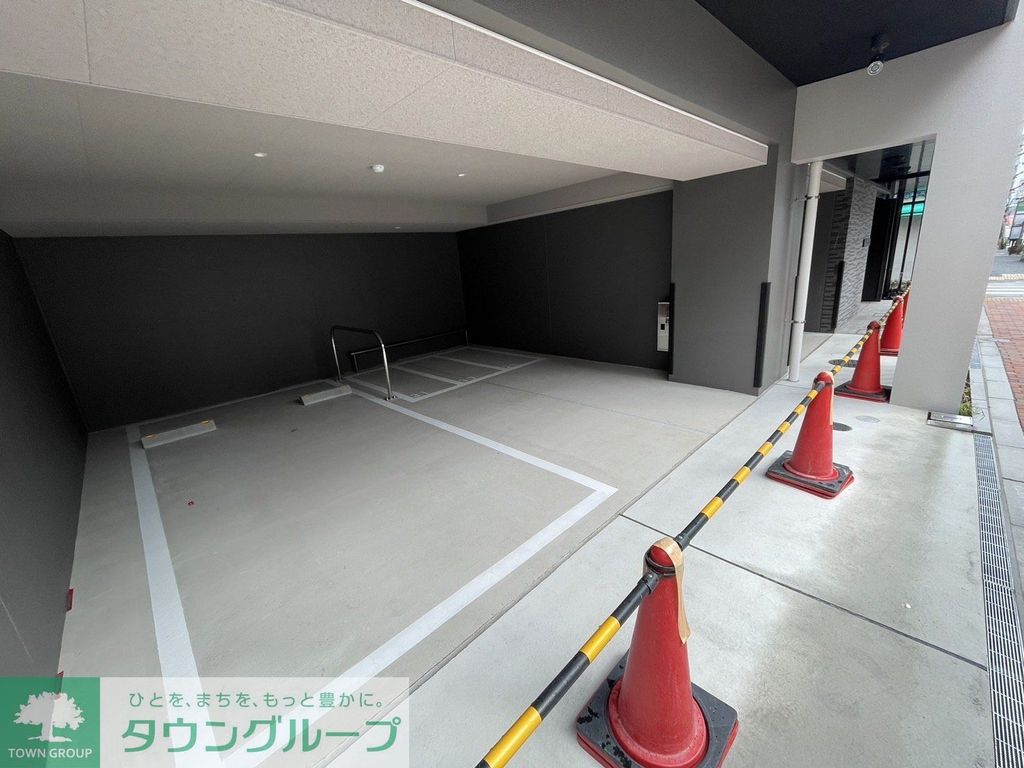 駐車場　駐車場