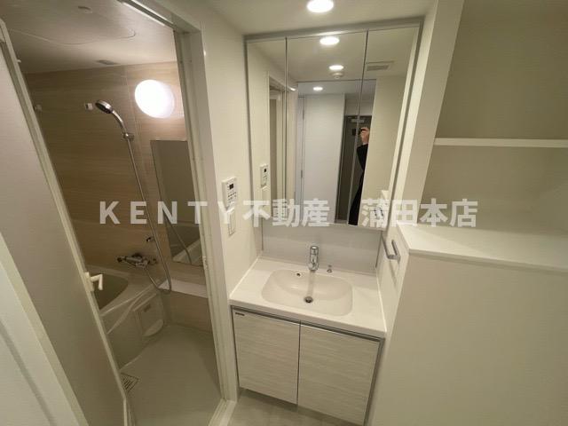 洗面設備　独立洗面台で身支度をすべて済ませてしまいましょう