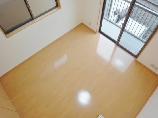 眺望　ロフトからみた居室