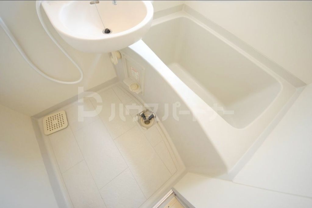 バス・シャワールーム　リフォーム中です。