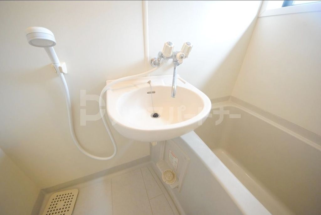 洗面設備　リフォーム中です。