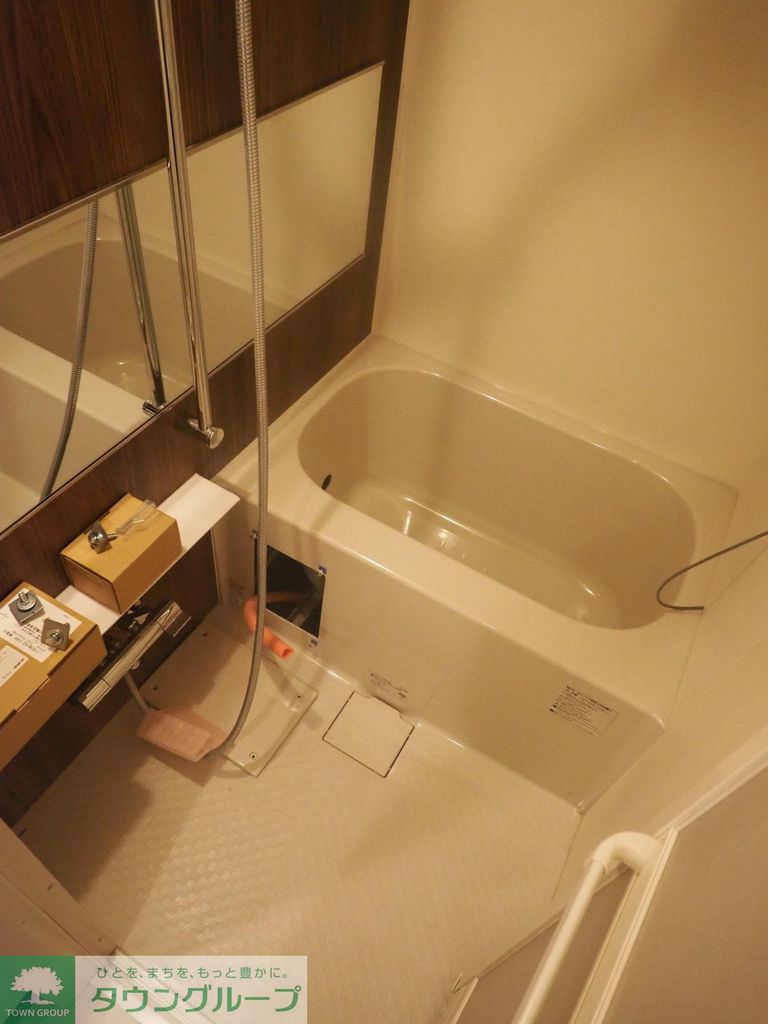 バス・シャワールーム　バス