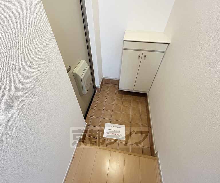 玄関　おしゃれなタイル面の玄関です・