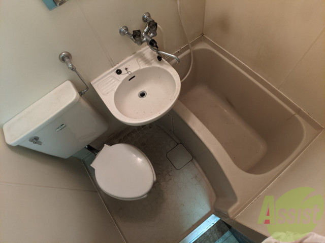 バス・シャワールーム　お風呂です。ゆっくりお風呂につかるのも体に良いですね～