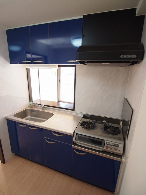 キッチン　ガステーブルはサービス品