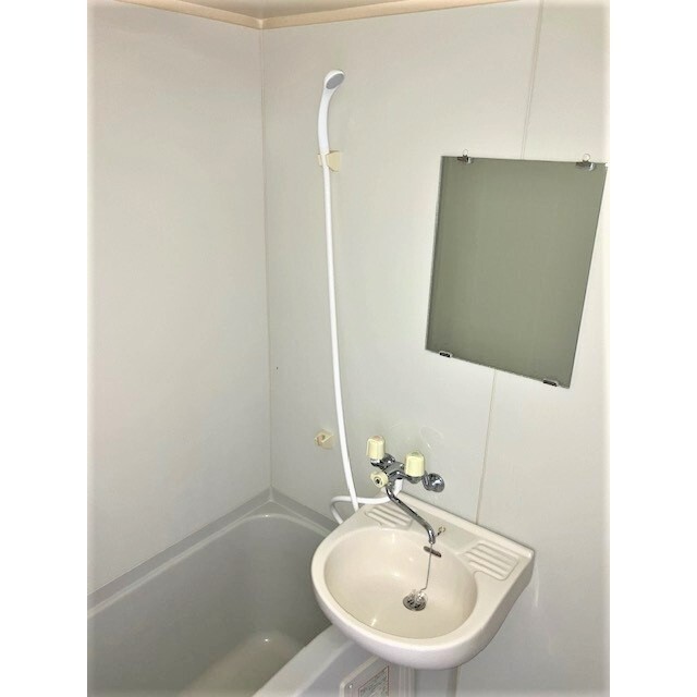 バス・シャワールーム　給湯