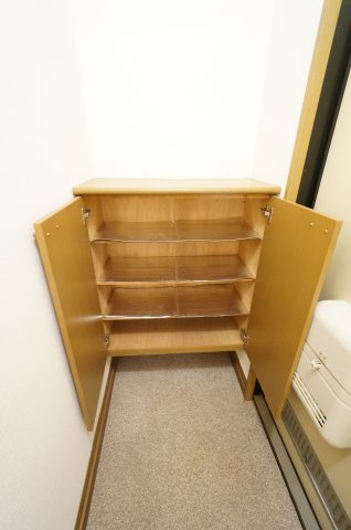 玄関　※同タイプの写真です。