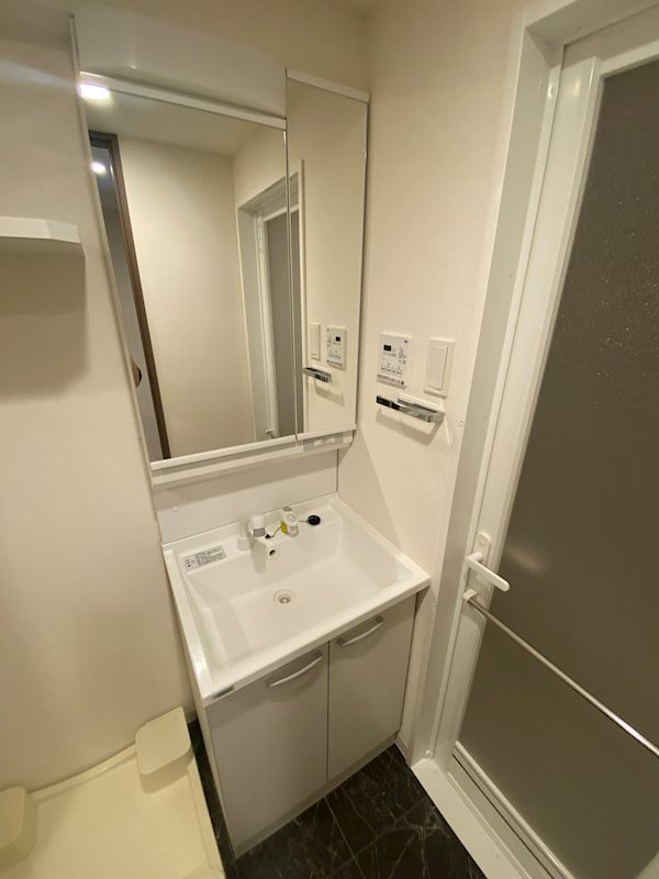 洗面設備　※参考写真