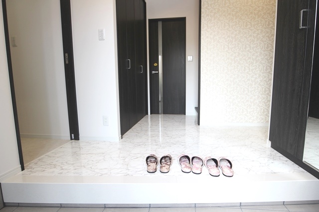 玄関　きれいな玄関です