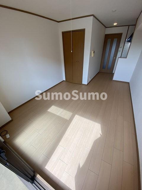 居室・リビング　居間です