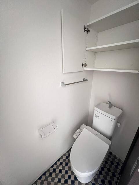 トイレ　温水洗浄便座機能