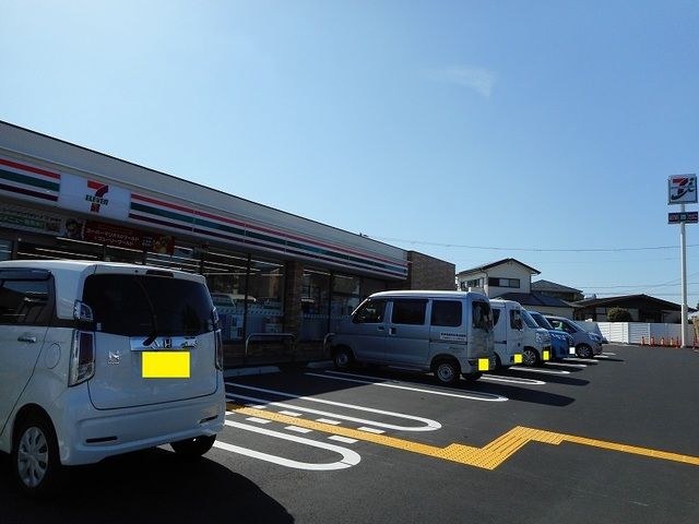 コンビニ　セブンイレブン神戸西潤和店（コンビニ）まで120m